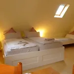 Hohaus ゲストハウス 4*