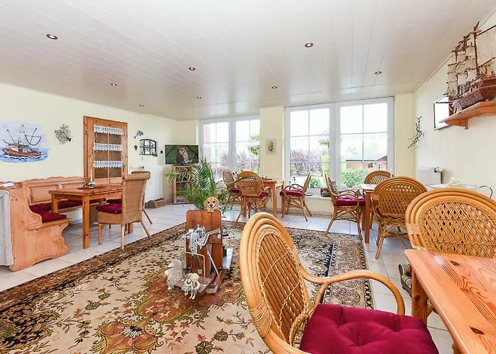 Hohaus 4*